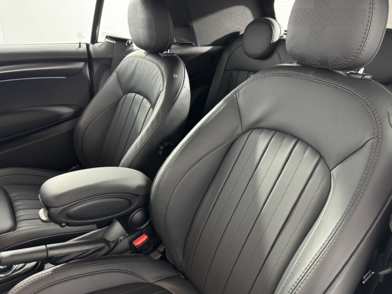 2023 (23) MINI CONVERTIBLE 1.5 Cooper Exclusive Premium 2dr Auto 5093996