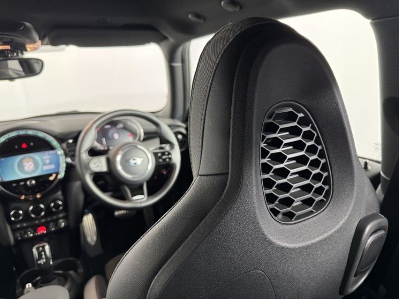 2021 (71) MINI HATCHBACK 1.5 Cooper Sport 3dr Auto 5095536