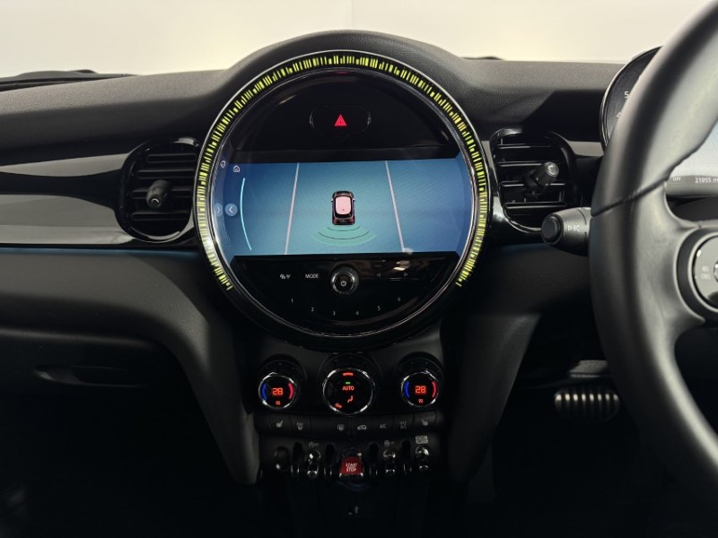 2021 (71) MINI HATCHBACK 1.5 Cooper Sport 3dr Auto 5095486