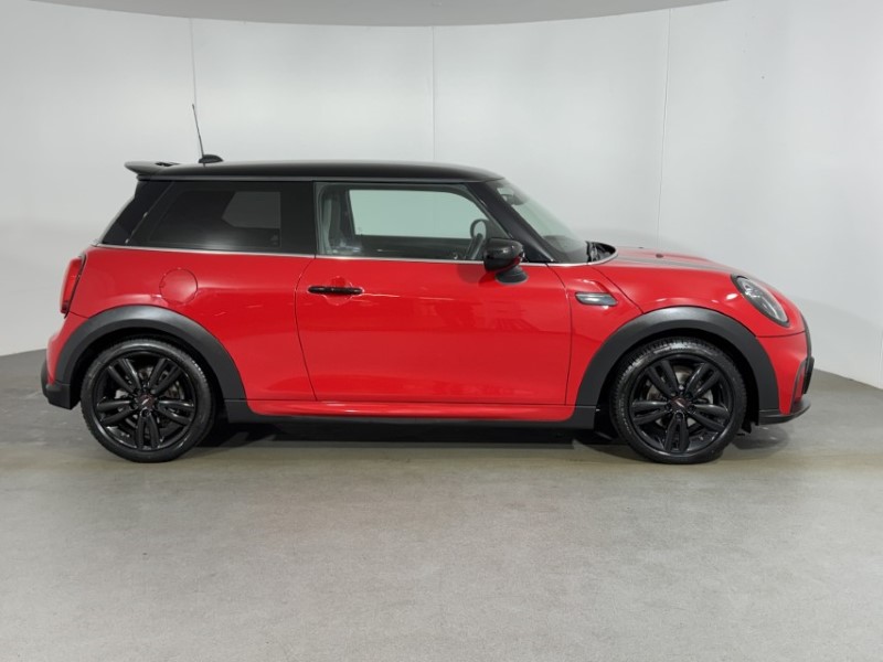 2021 (71) MINI HATCHBACK 1.5 Cooper Sport 3dr Auto 5095543