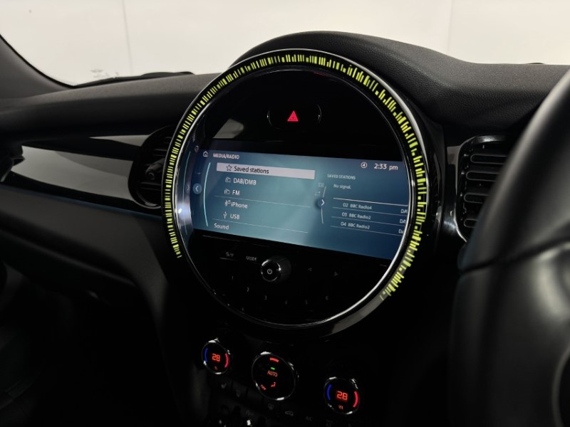 2021 (71) MINI HATCHBACK 1.5 Cooper Sport 3dr Auto 5095500