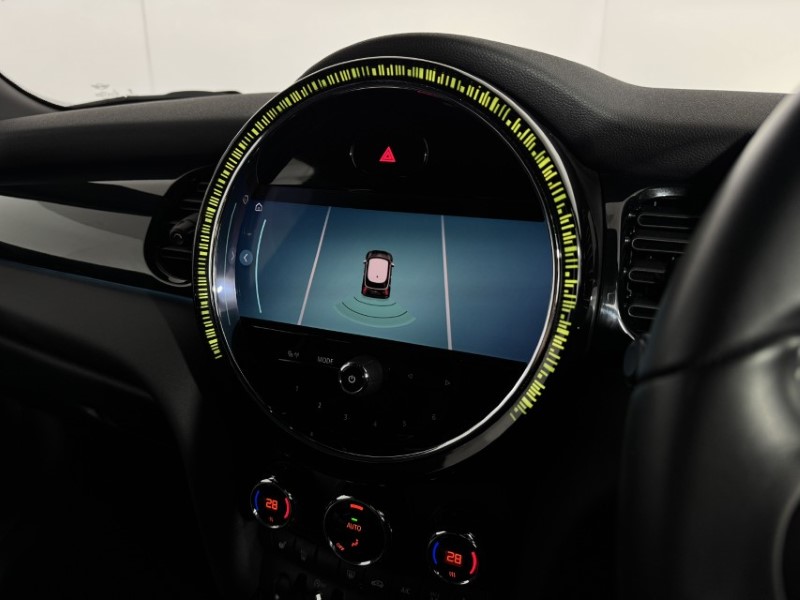 2021 (71) MINI HATCHBACK 1.5 Cooper Sport 3dr Auto 5095499