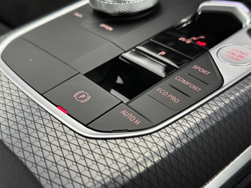 2025 (25) BMW 3 SERIES 320i M Sport 4dr Step Auto 5074120