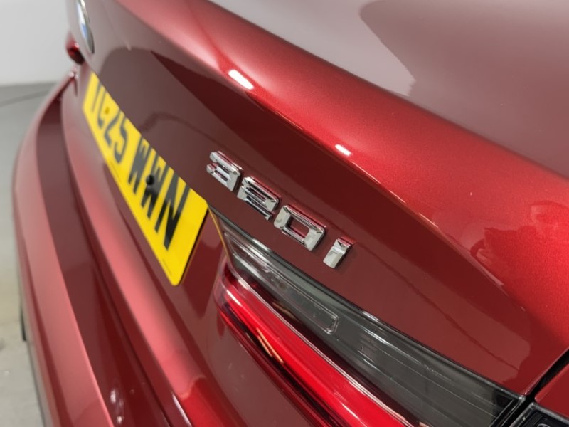 2025 (25) BMW 3 SERIES 320i M Sport 4dr Step Auto 5074136