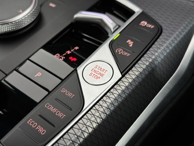 2025 (25) BMW 3 SERIES 320i M Sport 4dr Step Auto 5074118