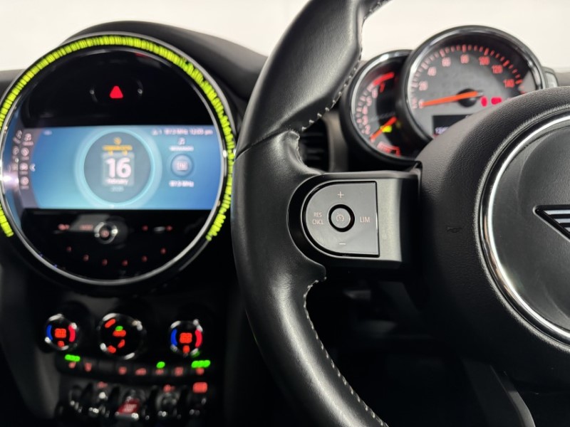 2022 (22) MINI HATCHBACK 1.5 Cooper Exclusive 5dr Auto 5067228