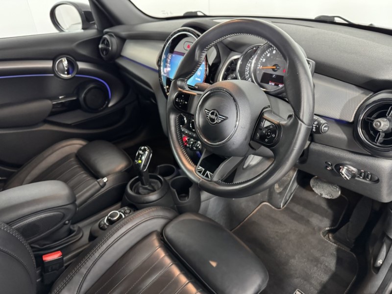 2022 (22) MINI HATCHBACK 1.5 Cooper Exclusive 5dr Auto 5067238