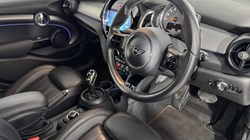 2022 (22) MINI HATCHBACK 1.5 Cooper Exclusive 5dr Auto 5067238