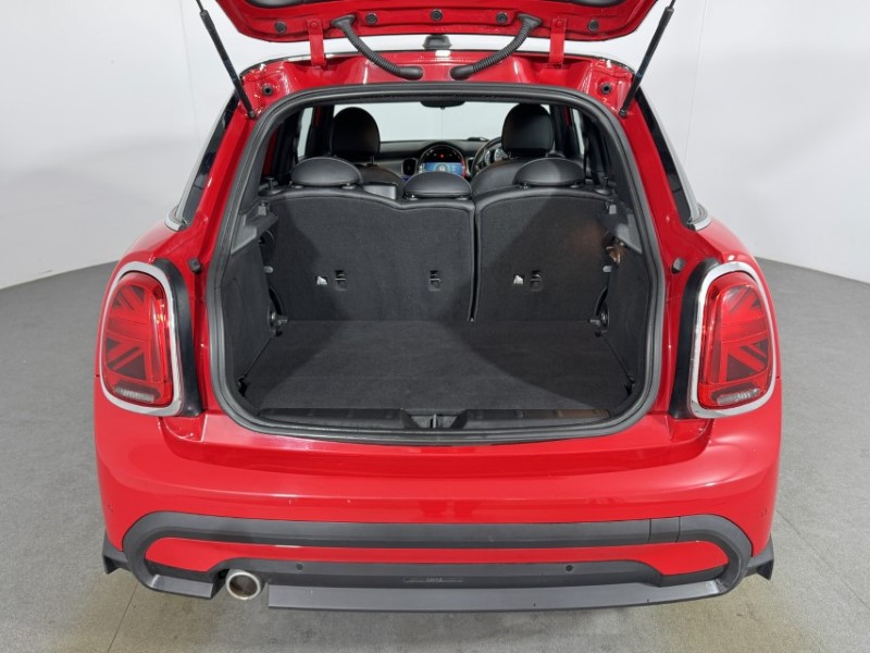 2022 (22) MINI HATCHBACK 1.5 Cooper Exclusive 5dr Auto 5067242