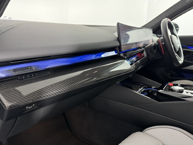 2025 (74) BMW M5 4dr DCT 5082503