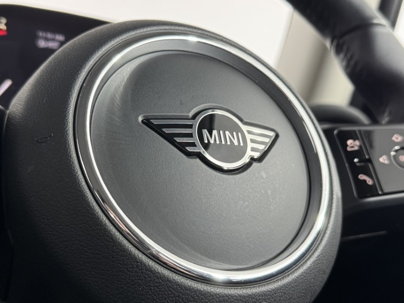 2023 (73) MINI HATCHBACK 1.5 Cooper Classic 3dr Auto 5166684