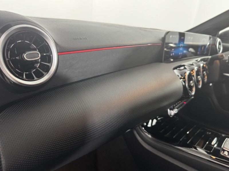 2020 (70) MERCEDES-BENZ A CLASS A180d AMG Line Executive 5dr Auto 5103155