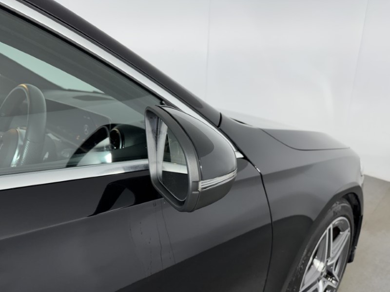 2020 (70) MERCEDES-BENZ A CLASS A180d AMG Line Executive 5dr Auto 5103132