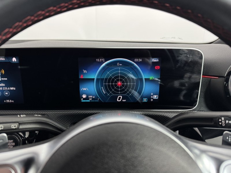 2020 (70) MERCEDES-BENZ A CLASS A180d AMG Line Executive 5dr Auto 5103110