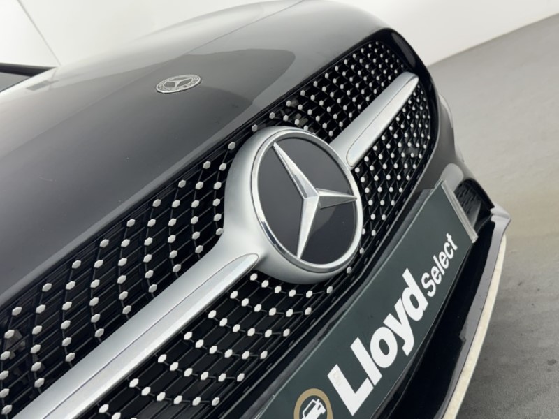 2020 (70) MERCEDES-BENZ A CLASS A180d AMG Line Executive 5dr Auto 5103136