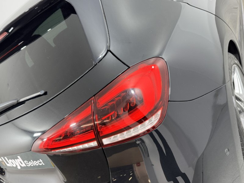 2020 (70) MERCEDES-BENZ A CLASS A180d AMG Line Executive 5dr Auto 5103141
