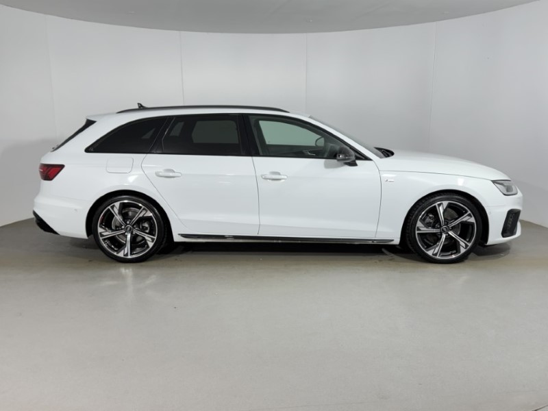 2024 (74) AUDI A4 35 TFSI Black Edition 5dr S Tronic 5077928