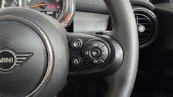 2019 (19) MINI HATCHBACK 1.5 Cooper Classic II 3dr 5111095