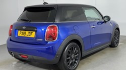 2019 (19) MINI HATCHBACK 1.5 Cooper Classic II 3dr 5111131