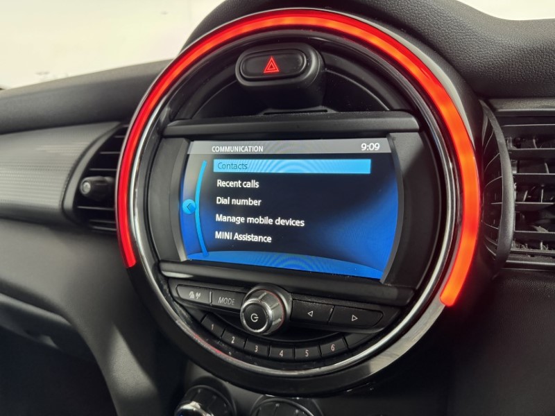 2019 (19) MINI HATCHBACK 1.5 Cooper Classic II 3dr 5111085