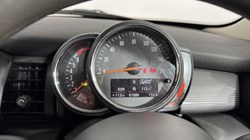2019 (19) MINI HATCHBACK 1.5 Cooper Classic II 3dr 5111083