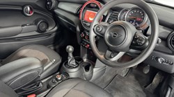 2019 (19) MINI HATCHBACK 1.5 Cooper Classic II 3dr 5111097