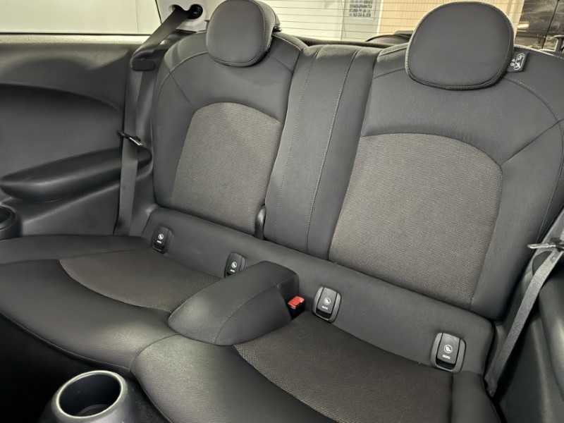 2019 (19) MINI HATCHBACK 1.5 Cooper Classic II 3dr 5111115