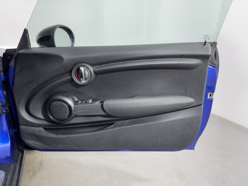 2019 (19) MINI HATCHBACK 1.5 Cooper Classic II 3dr 5111096