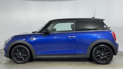 2019 (19) MINI HATCHBACK 1.5 Cooper Classic II 3dr 5111122