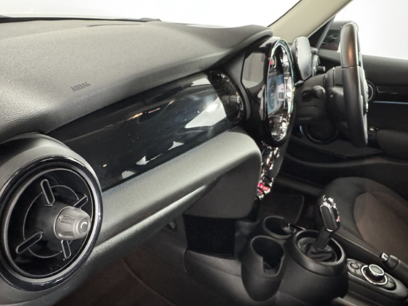 2023 (23) MINI HATCHBACK 1.5 Cooper Classic Premium 5dr Auto 5228431