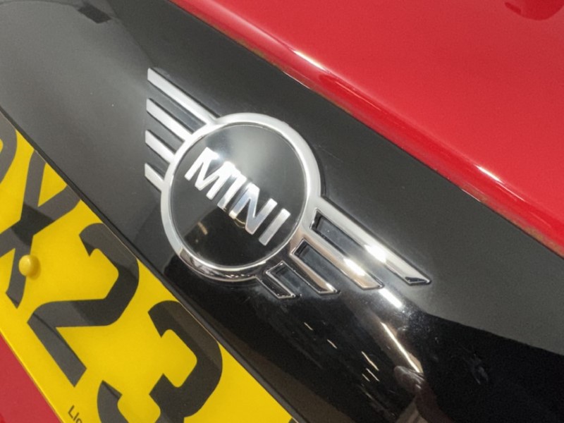 2023 (23) MINI HATCHBACK 1.5 Cooper Classic Premium 5dr Auto 5228420