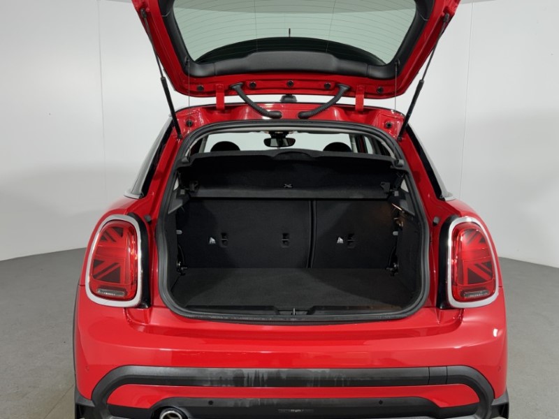 2023 (23) MINI HATCHBACK 1.5 Cooper Classic Premium 5dr Auto 5228422