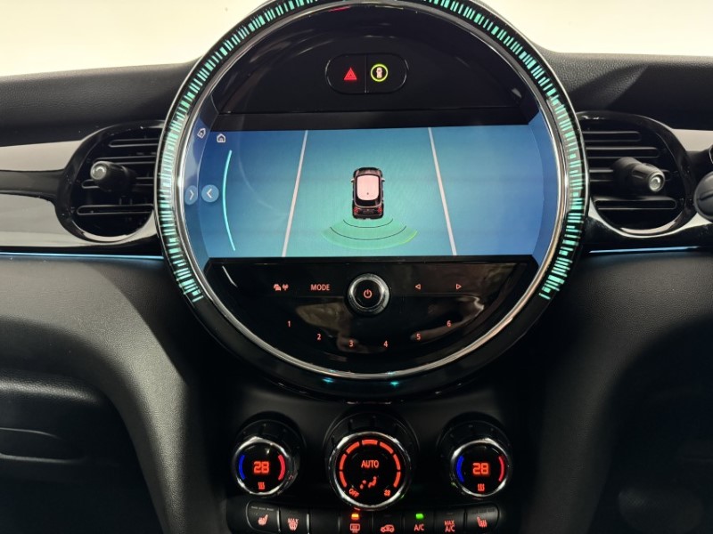 2023 (23) MINI HATCHBACK 1.5 Cooper Classic Premium 5dr Auto 5228396