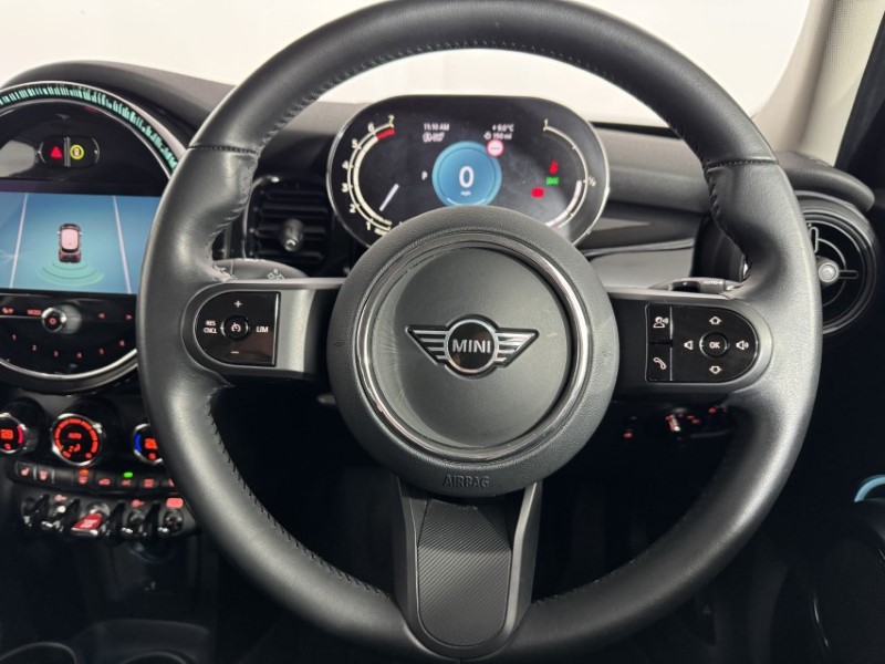 2023 (23) MINI HATCHBACK 1.5 Cooper Classic Premium 5dr Auto 5228391