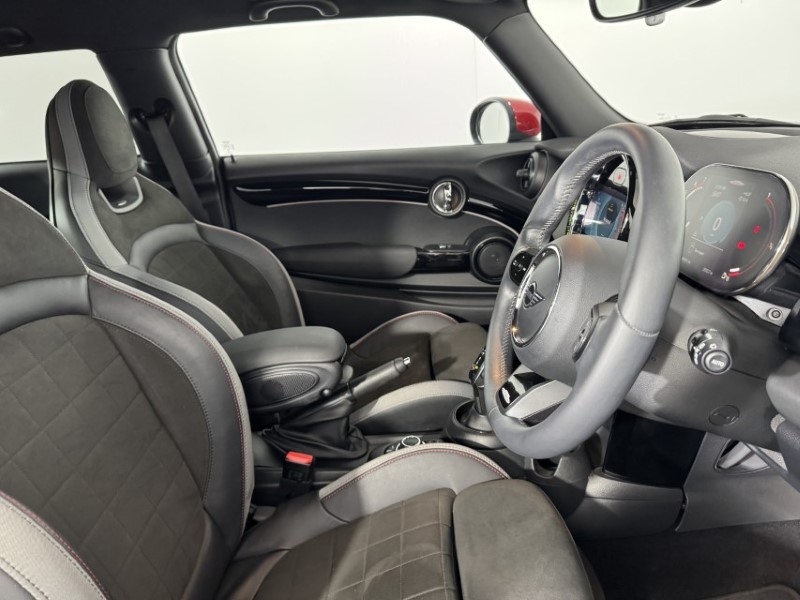 2022 (72) MINI HATCHBACK 2.0 John Cooper Works 3dr Auto 5150644