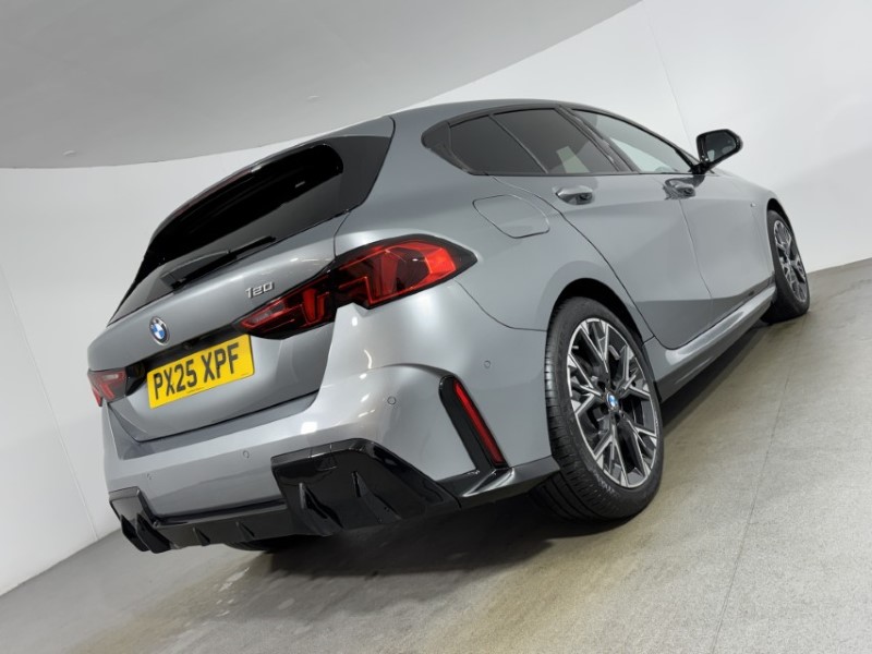 2025 (25) BMW 1 SERIES 120 M Sport 5dr Step Auto 5111179
