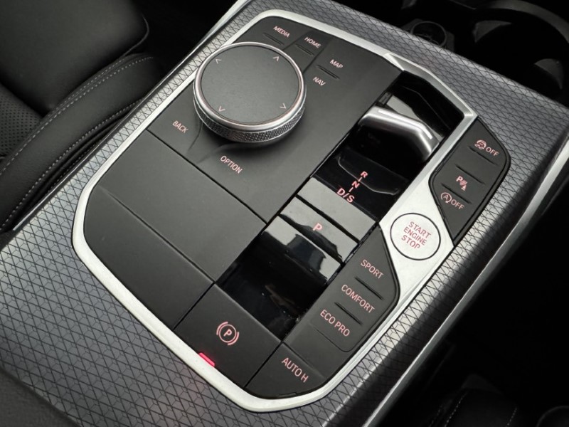 2025 (25) BMW 3 SERIES 320i M Sport 4dr Step Auto 5151676