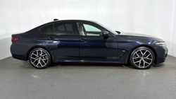 2022 (72) BMW 5 SERIES 520d xDrive MHT M Sport 4dr Step Auto 5112891