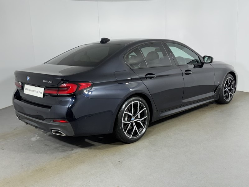 2022 (72) BMW 5 SERIES 520d xDrive MHT M Sport 4dr Step Auto 5112884