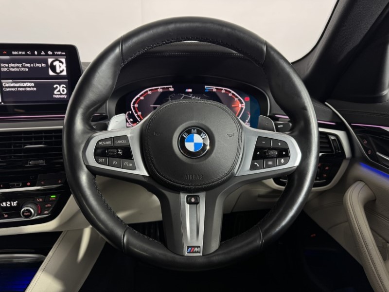 2022 (72) BMW 5 SERIES 520d xDrive MHT M Sport 4dr Step Auto 5112790
