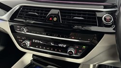 2022 (72) BMW 5 SERIES 520d xDrive MHT M Sport 4dr Step Auto 5112798