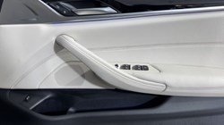 2022 (72) BMW 5 SERIES 520d xDrive MHT M Sport 4dr Step Auto 5112815