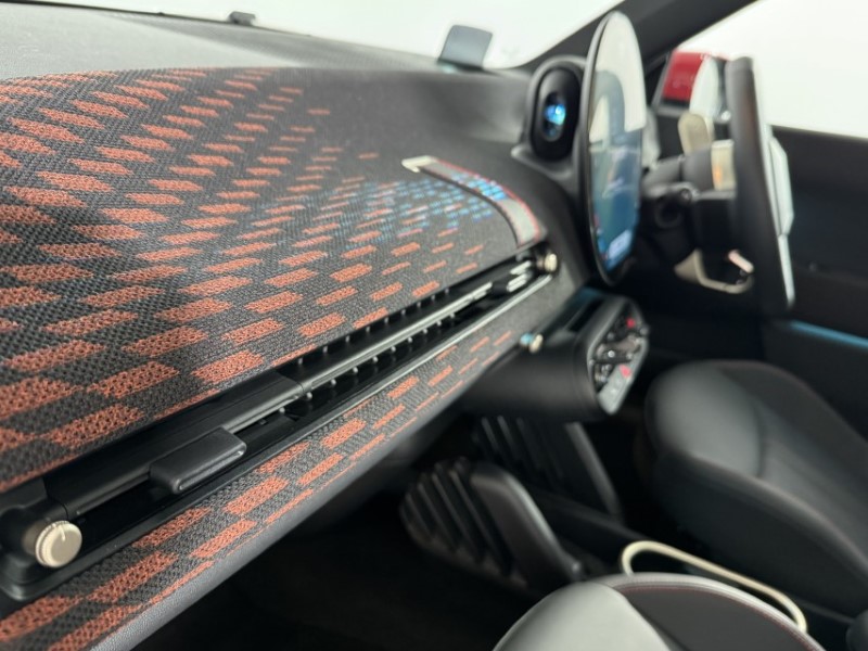 2024 (24) MINI COOPER 160kW SE Sport 54kWh 3dr Auto 5189546