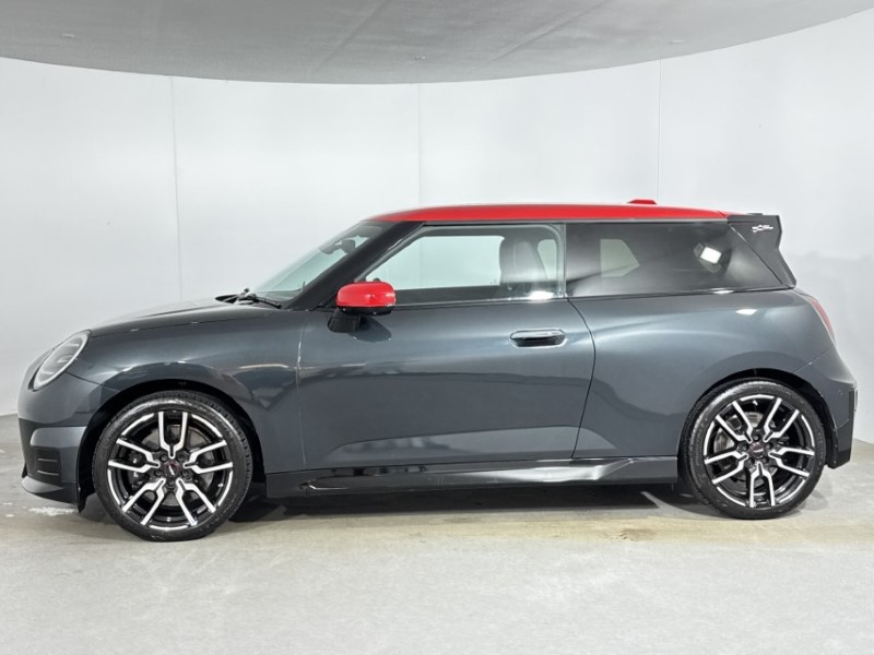 2024 (24) MINI COOPER 160kW SE Sport 54kWh 3dr Auto 5189582