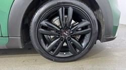 2023 (73) MINI HATCHBACK 1.5 Cooper Sport Premium 5dr Auto 5158167