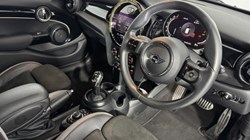2023 (73) MINI HATCHBACK 1.5 Cooper Sport Premium 5dr Auto 5158160