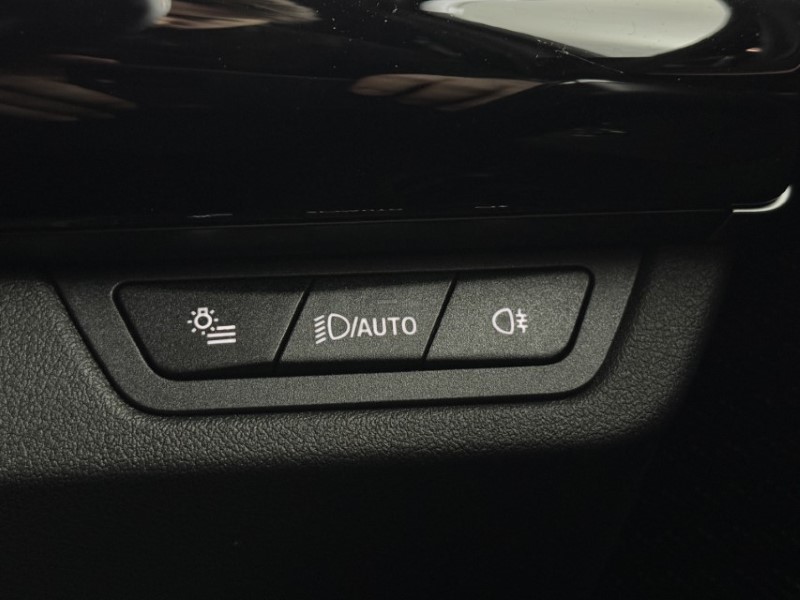 2026 (26) BMW iX2 150kW eDrive20 Shadow Edition 65kWh 5dr Auto 5754028