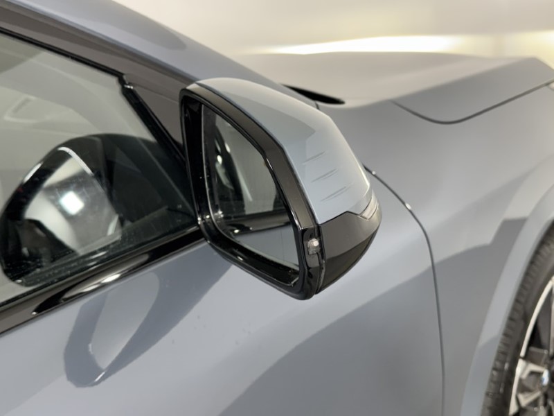 2026 (26) BMW iX2 150kW eDrive20 Shadow Edition 65kWh 5dr Auto 5754049