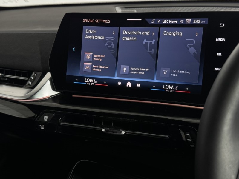 2026 (26) BMW iX2 150kW eDrive20 Shadow Edition 65kWh 5dr Auto 5754032