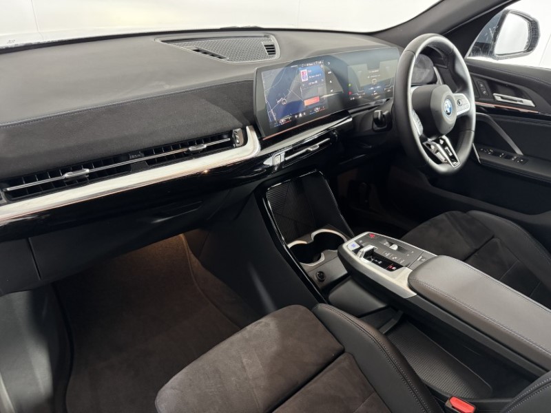 2026 (26) BMW iX2 150kW eDrive20 Shadow Edition 65kWh 5dr Auto 5754067
